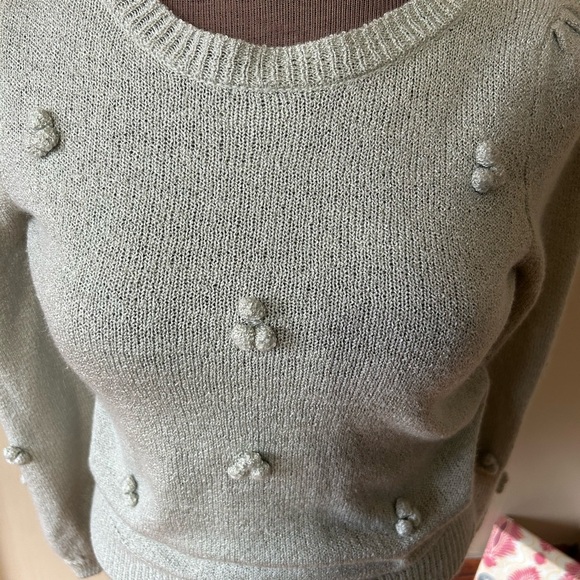 MINE Sweater Womens M Gray Speckled Pom Poms Pullover - Picture 2 of 8